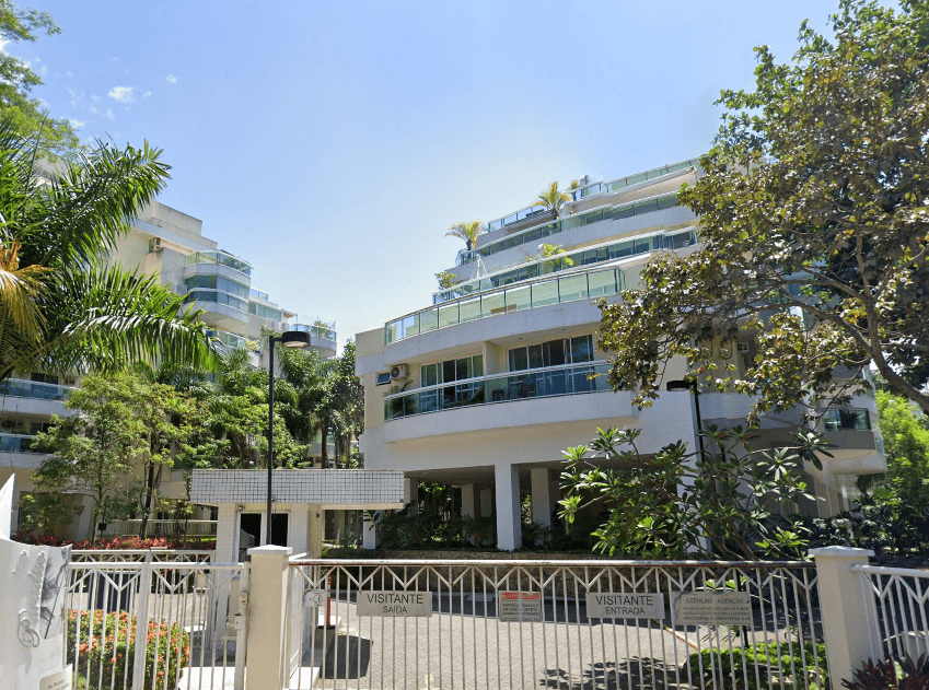 Apartamento 402